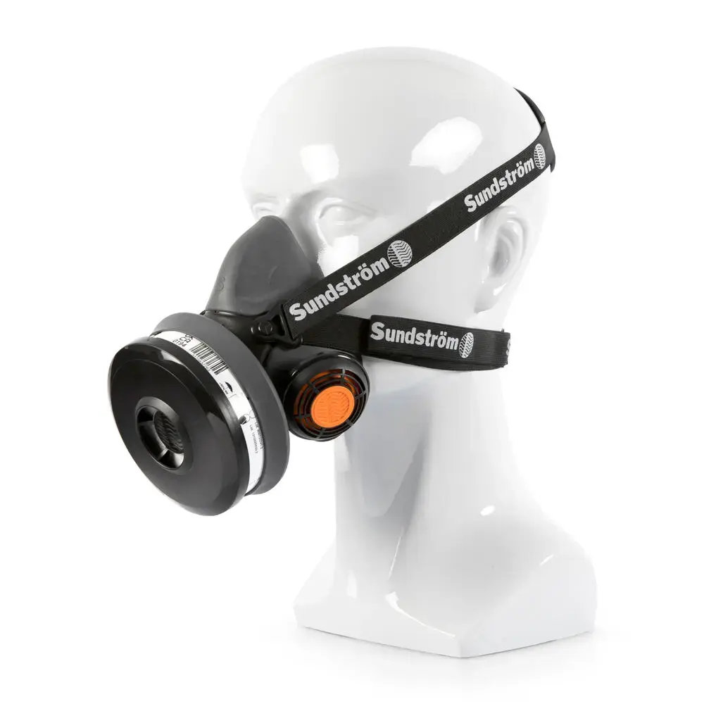 halfgelaatsmasker sundström