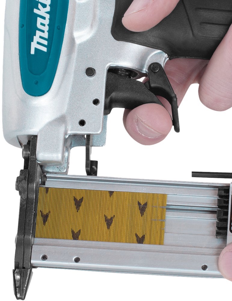 pintacker makita 8bar-13