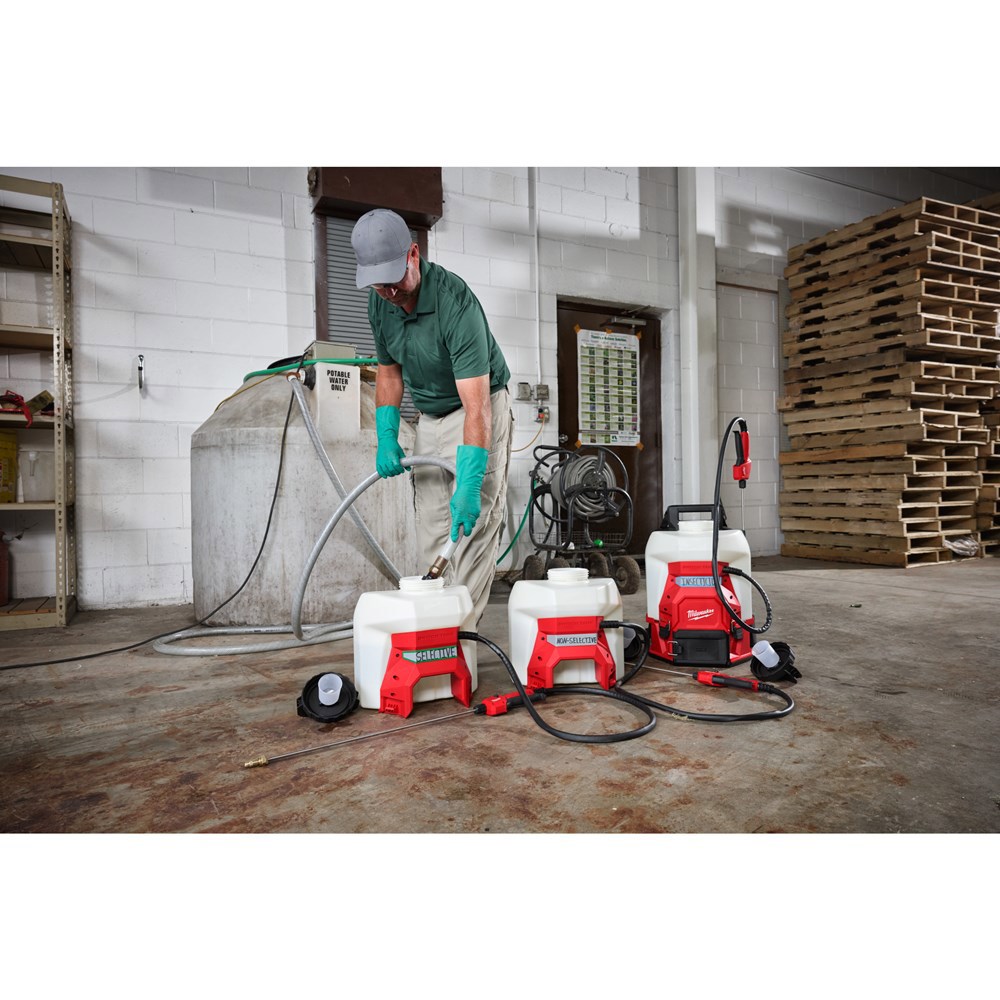 accu basis rugzak drukspuit milwaukee-11