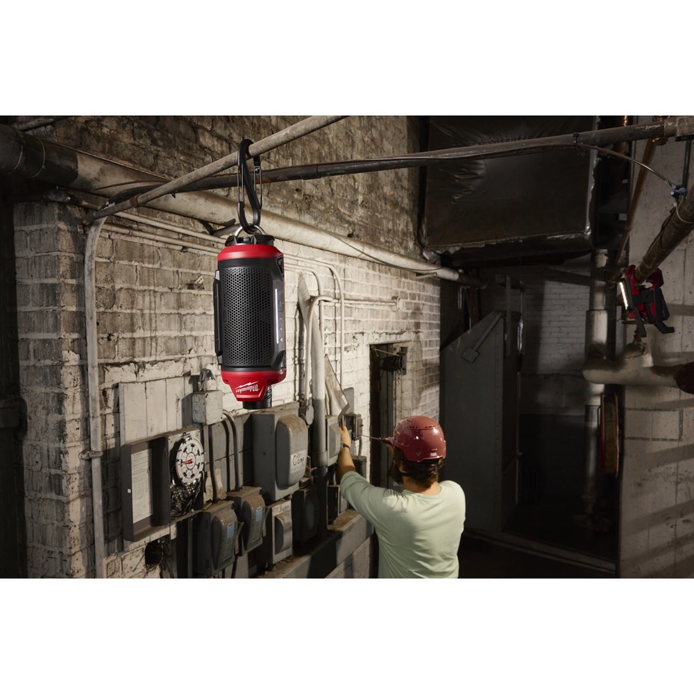 accu speaker bluetooth milwaukee-12