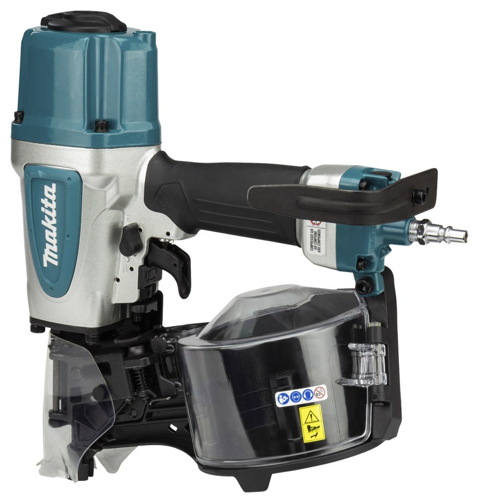 constructietacker makita 8bar-3